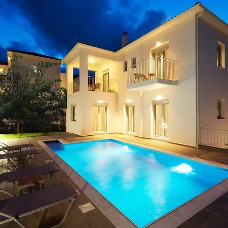 빌라 Amarianos Agia Efimia