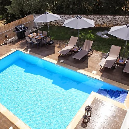 Amarianos ヴィラ Agia Efimia